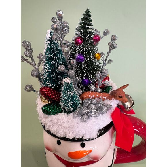 Snowman Mug Christmas Diorama Assemblage Centepiece Shelf Sitter Desk Decor - Picture 2 of 6